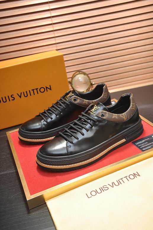 men LV shoes-073